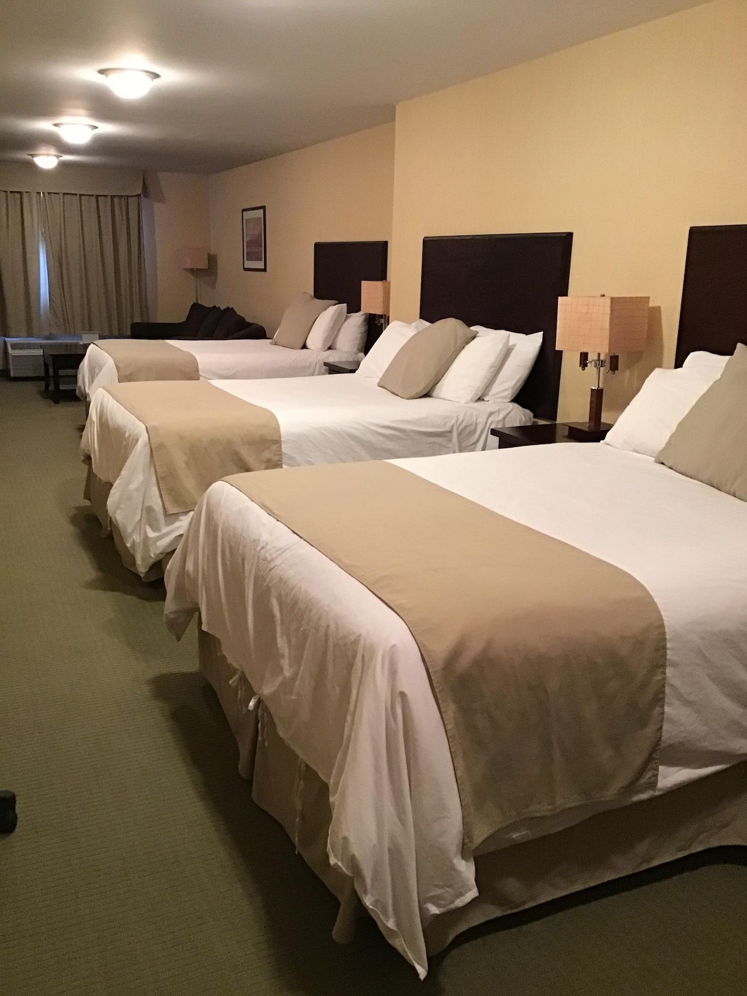 Ramada By Wyndham Williams Lake Extérieur photo