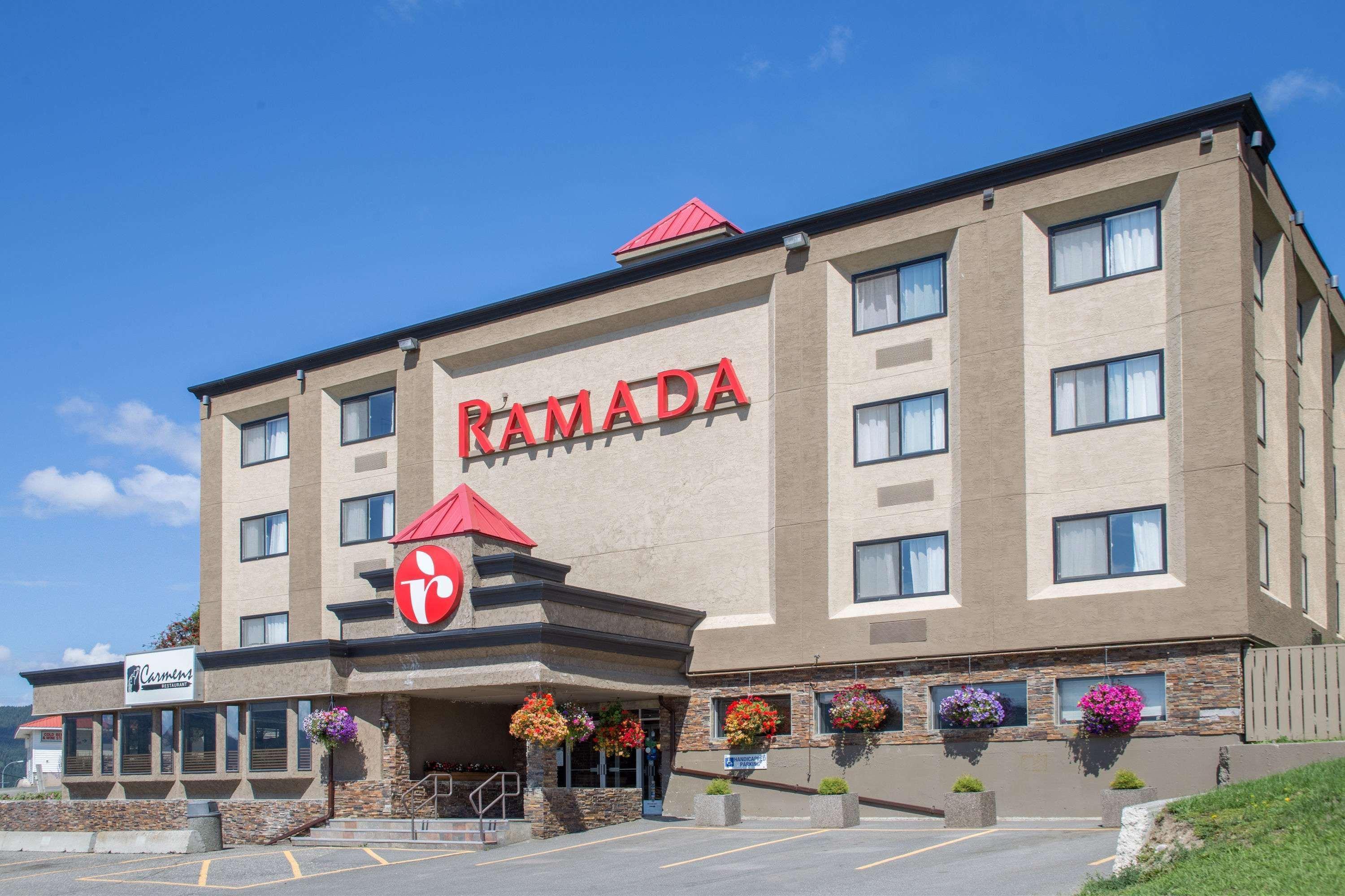 Ramada By Wyndham Williams Lake Extérieur photo
